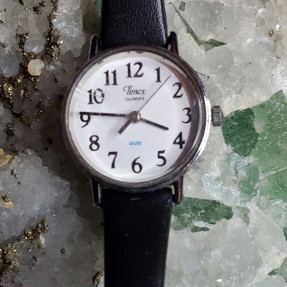 Vintage Timex - Picture 2 of 4
